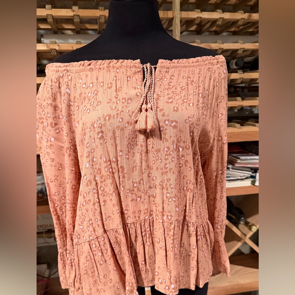 Hippie‎ Rose Peach Tassel Peplum Tunic